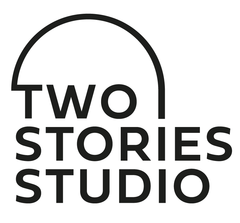 Two stories stúdió logó, jóga, pilates, reformer pilates