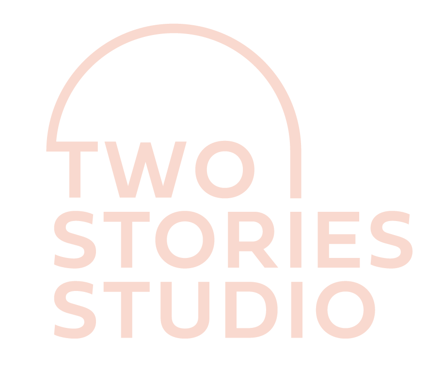 Two stories stúdió logó, jóga, pilates, reformer pilates